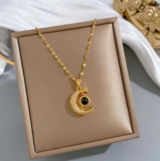 Collar Luna Dorado 🌙✨